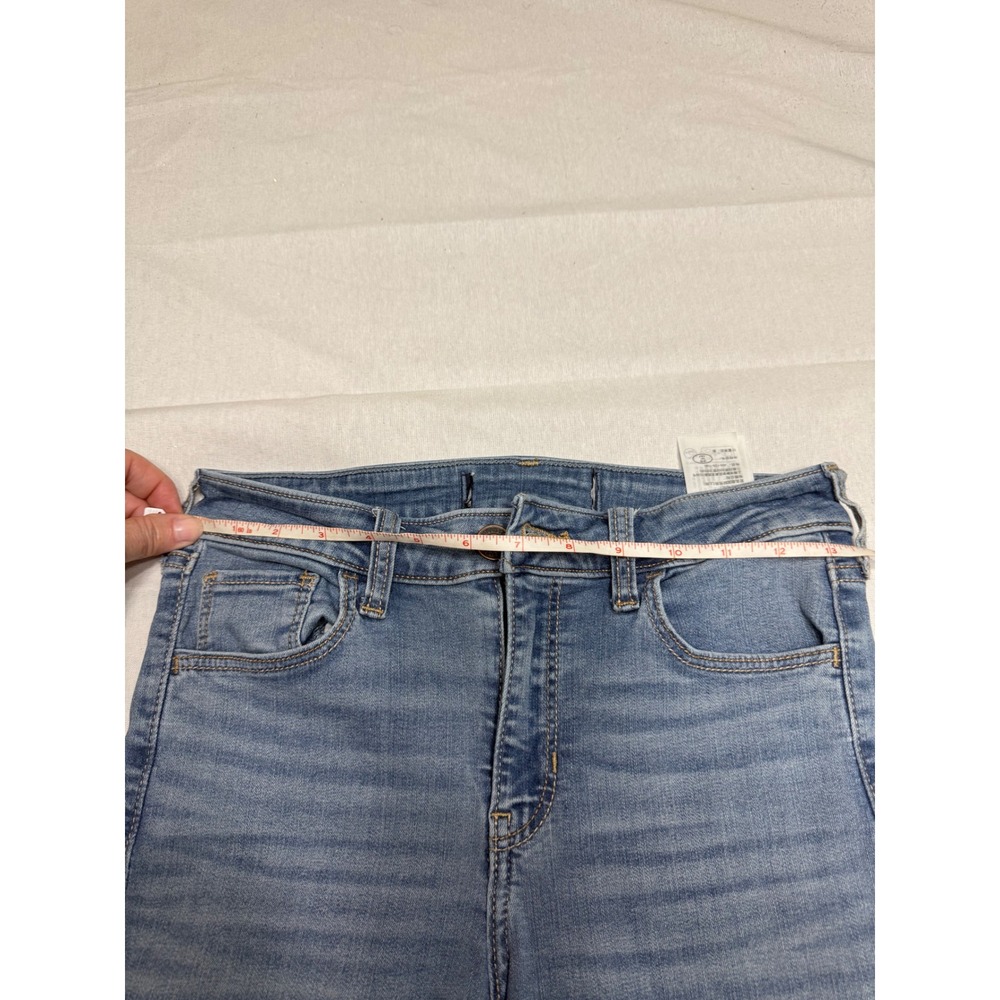 Hollister Women Blue Flare Jeans Medium Wash Denim Size 00 x 30 Inseam - Picture 4 of 6